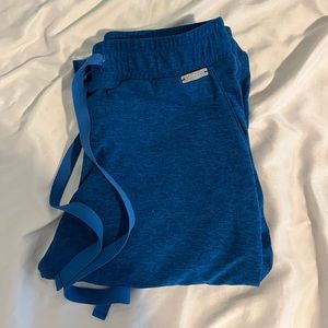 Blue bombshell sweats